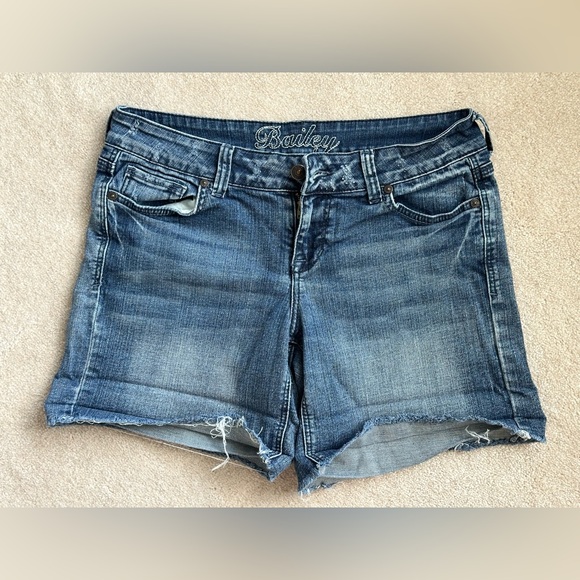 dELiA*s - Jean Shorts (Bailey) - Picture 2 of 6